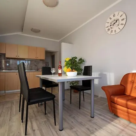 Quiet Cozy With Pool Apartment Kastel Sucurac